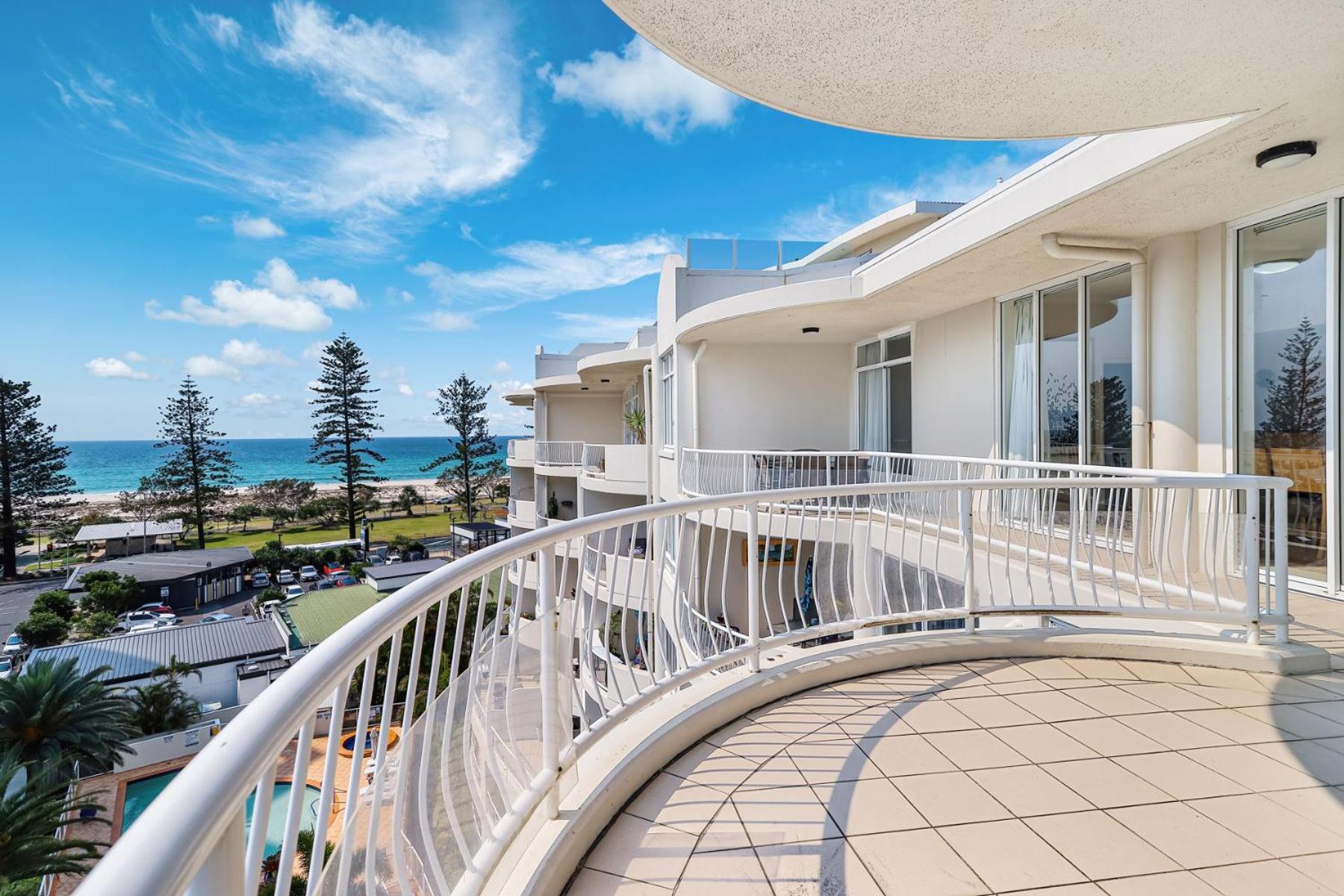 Kirra Beach Apartments Gold Coast Extérieur photo